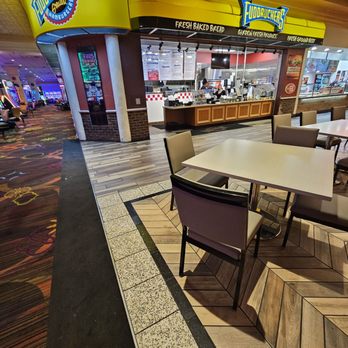 Fuddruckers - Fuddruckers - Burgers Near Me - Las Vegas, Nevada