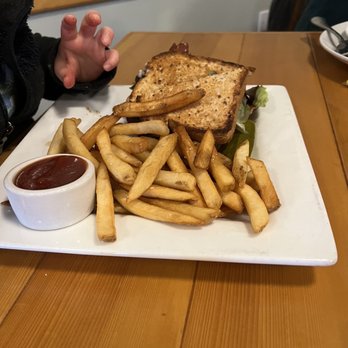 Offshore Grill and Coffee House - Kids BLT Sandwich - Coffee & Tea Near Me - Manzanita, Oregon Offshore Grill and Coffee House - Kids BLT Sandwich - Coffee & Tea Near Me - Manzanita, Oregon