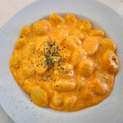 La Riviera - Gnocchi panna 9,90€