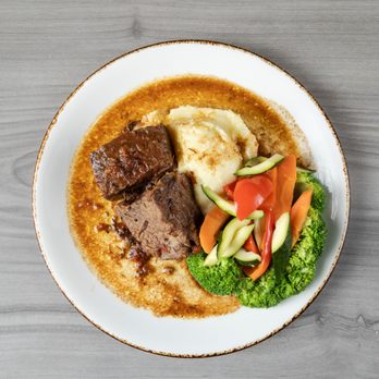 Kings Tavern - Braised Beef - Breakfast & Brunch Near Me - Whitby, Ontario