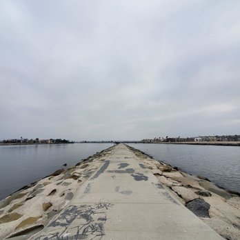 Ballona Wetlands - Jetty where I turn around on my runs - Hiking Near Me - Playa Del Rey, California Ballona Wetlands - Jetty where I turn around on my runs - Hiking Near Me - Playa Del Rey, California