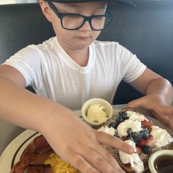 101 Cafe - American Near Me - Oceanside, California 101 Cafe - American Near Me - Oceanside, California