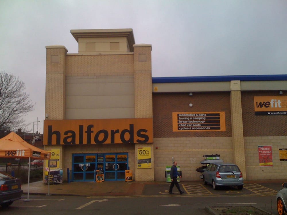 HALFORDS Updated September 2024 Russell Street, Darlington, United Kingdom Auto Parts