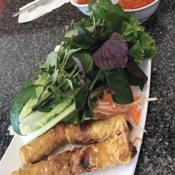 Com Tam Dao Vien - Egg rolls - Vietnamese Near Me - Westminster, California Com Tam Dao Vien - Egg rolls - Vietnamese Near Me - Westminster, California