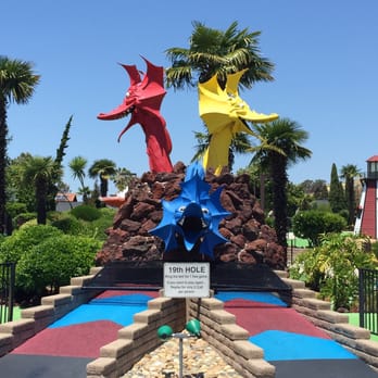 Golfland - Miniature GoLf area - Arcades Near Me - Milpitas, California