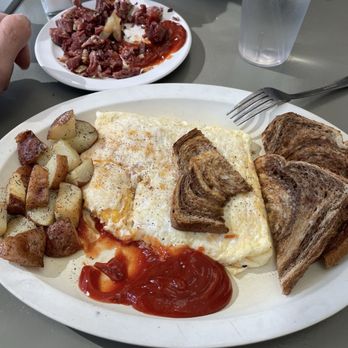 Salt & Pepper - Ham and cheese - Breakfast & Brunch Near Me - Worcester, Massachusetts