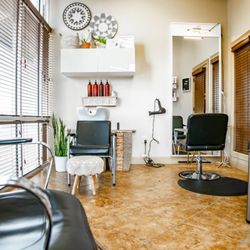 Salon Boutique