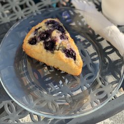 Oscar's - Lemon blueberry scone