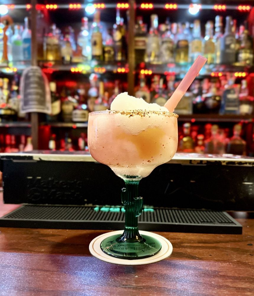 Mamasita Bar & Grill