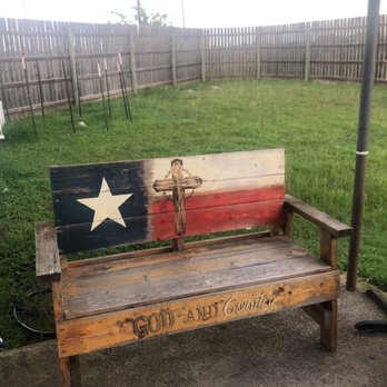 Dragon’s Bar and Grill - Backyard patio smoking section - American Near Me - Karnes City, Texas Dragon’s Bar and Grill - Backyard patio smoking section - American Near Me - Karnes City, Texas