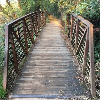 Bridgeview Trail - Bridge - Dog Parks Near Me - Oakland, California