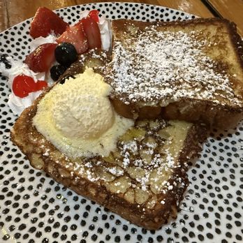 Bay 34th Street Diner - New American Near Me - Arlington, Texas