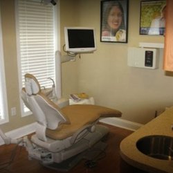Robert J Kudla - Amazing Smiles Dental - Dentist chair station 2