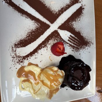 Fattoria E Mare - Lava Cake - Italian Near Me - Half Moon Bay, California