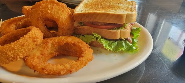 Chicken 'N The Egg by null