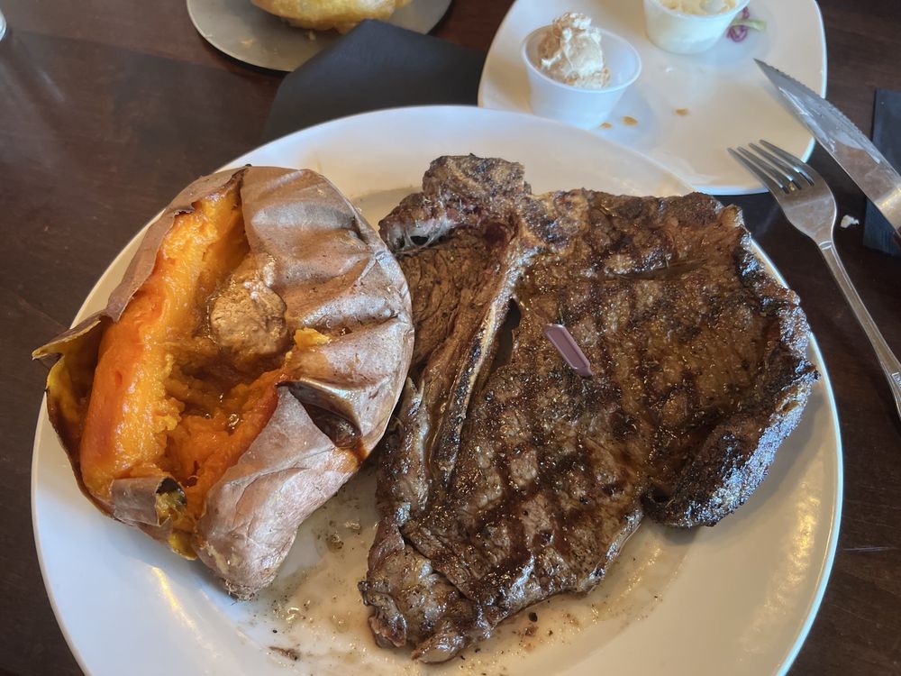 Brown Derby Wood Fired Steakhouse
