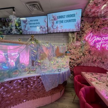 Cafe De Flores - Desserts Near Me - Las Vegas, Nevada Cafe De Flores - Desserts Near Me - Las Vegas, Nevada