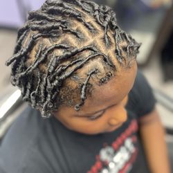 Jazz’s Serenity Hair Studio - Starter Locs