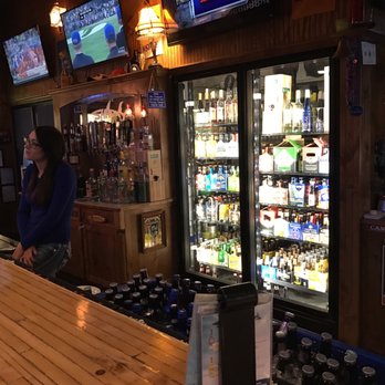 Sharky's Pub & Grub - Nice selection of micro brews - Burgers Near Me - Nevada, Missouri Sharky's Pub & Grub - Nice selection of micro brews - Burgers Near Me - Nevada, Missouri