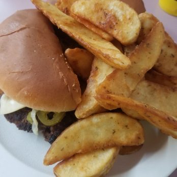 Ed's Restaurant - Southwestern Pub Burger with Sour Cream and Chives Fries - American Near Me - Defuniak Springs, Florida