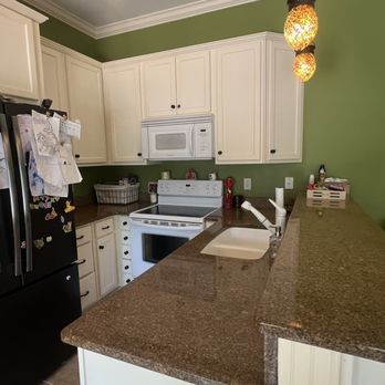 Organize to Thrive - Kitchen: After - Home Organization Near Me - Newnan, Georgia Organize to Thrive - Kitchen: After - Home Organization Near Me - Newnan, Georgia