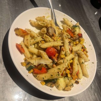 Colton's Social House - Veggie pesto penne - New American Near Me - Clovis, California