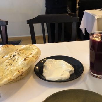 Antakya Restaurant - Fresh bread and yogurt - Turkish Near Me - Istanbul, 34