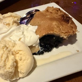 Geddy's - Classic Maine Blueberry Pie warmed with ice cream - Seafood Near Me - Bar Harbor, Maine Geddy's - Classic Maine Blueberry Pie warmed with ice cream - Seafood Near Me - Bar Harbor, Maine