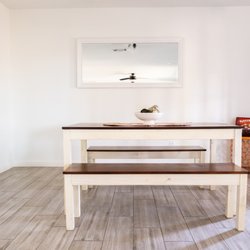 Tidy Casa - Clean dining room.