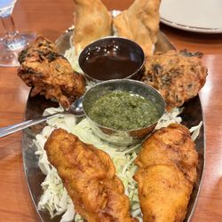Red Fort Cuisine of India - ASSORTED SNACKS