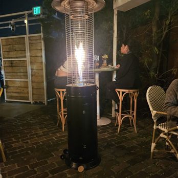 De La Nonna - Outdoor seating - Pizza Near Me - Los Angeles, California