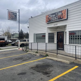 Chicago Style BBQ - the front of the restaurant - Barbeque Near Me - Joliet, Illinois
