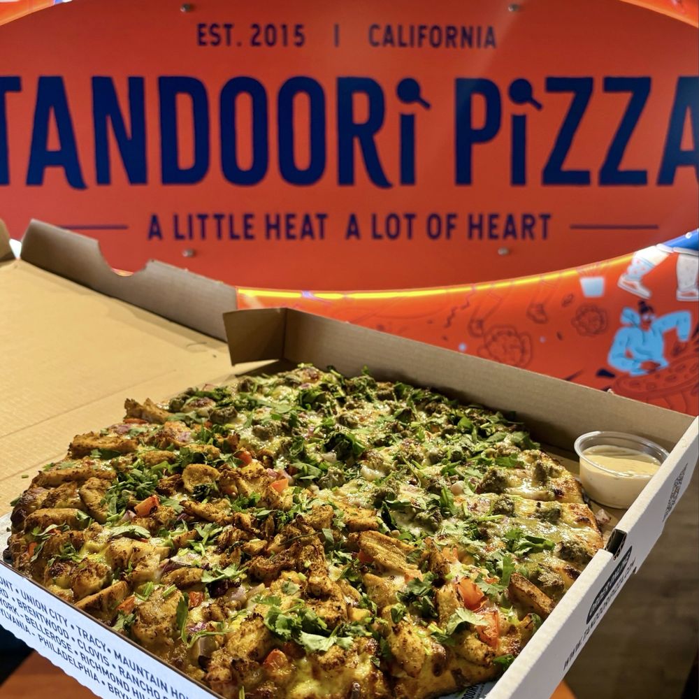 1/2 Lamb Kabob Pizza + 1/2 Butter Chicken Pizza | Large - $30.95 (requested thin crust) 1/2 Lamb Kabob Pizza + 1/2 Butter Chicken Pizza | Large - $30.95 (requested thin crust)