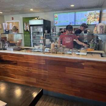 Crunchy Poké - Sushi Bars Near Me - Portland, Maine Crunchy Poké - Sushi Bars Near Me - Portland, Maine