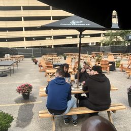 Outdoor patio is huge ! Outdoor patio is huge !