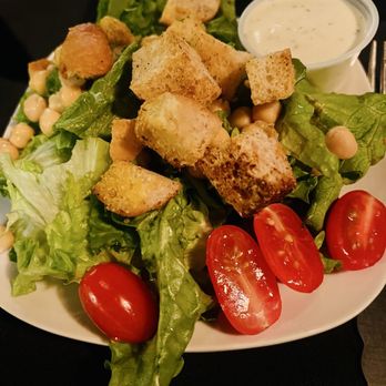 Adam's Rib Restaurant - House salad with peppercorn ranch dressing - American Near Me - Snyder, New York