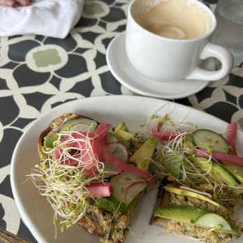 Mojo Market - Vegan avo toast - Cafes Near Me - Kenmore, New York