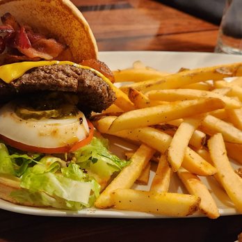 LongHorn Steakhouse - a burger and fries on a plate - Steakhouses Near Me - Blairsville, Georgia LongHorn Steakhouse - a burger and fries on a plate - Steakhouses Near Me - Blairsville, Georgia