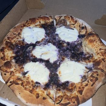 Brickyard Hollow Brewing - Small maine blueberry pizza (6 slices) - Pizza Near Me - Augusta, Maine Brickyard Hollow Brewing - Small maine blueberry pizza (6 slices) - Pizza Near Me - Augusta, Maine
