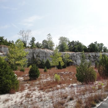 Klondike Park - Parks Near Me - Augusta, Missouri