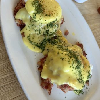 Mom’s Kitchen - Corned Cornbeef Hash Benedict - Mexican Near Me - Henderson, Nevada Mom’s Kitchen - Corned Cornbeef Hash Benedict - Mexican Near Me - Henderson, Nevada