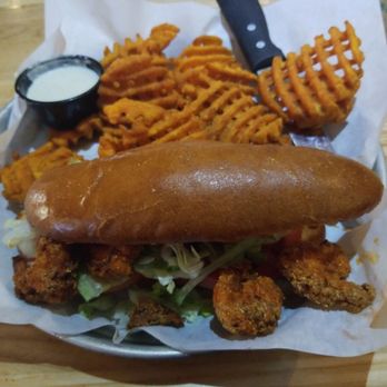 Hopdoddy Burger Bar - Shrimp Po Boy. - American Near Me - Midland, Texas Hopdoddy Burger Bar - Shrimp Po Boy. - American Near Me - Midland, Texas