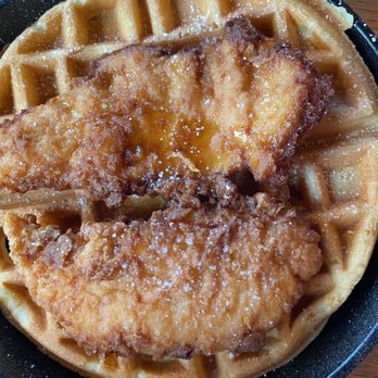 Flapjacks Pancake Cabin - Chicken & Waffle - Breakfast & Brunch Near Me - Sevierville, Tennessee
