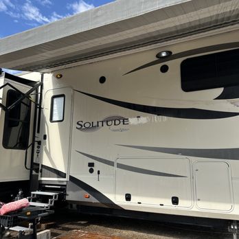 818 Valley Detailing - Clean rig - Auto Detailing Near Me - Sylmar, California