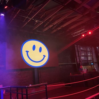 Happy Does Bar - Stage and DJ booth - Bars Near Me - San Diego, California