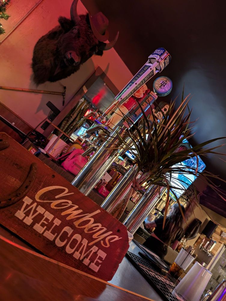 Coyotes Provisions and Spirits