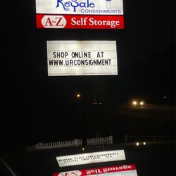 Upscale Resale - Roadside signage