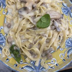 Cala la Pasta - Mushroom and pork pasta