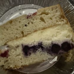 Ristorante Dell'Arco - Lemon Berry Mascarpone Cake