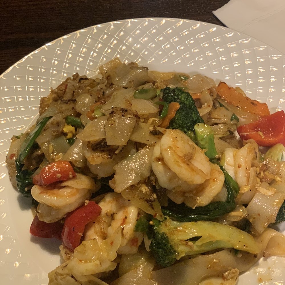 Pho Thai Nam Restaurant - Drunken Noodles - Thai Near Me - East Norriton, Pennsylvania